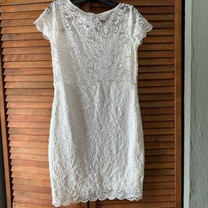 White lace women dress size large. Very soft NWT